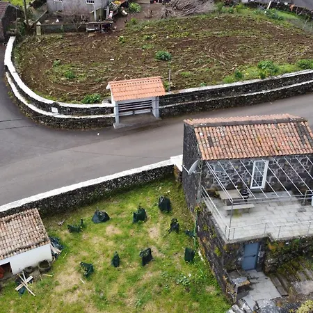 Quinta Da Atafona Ribeirinha (Pico Island)
