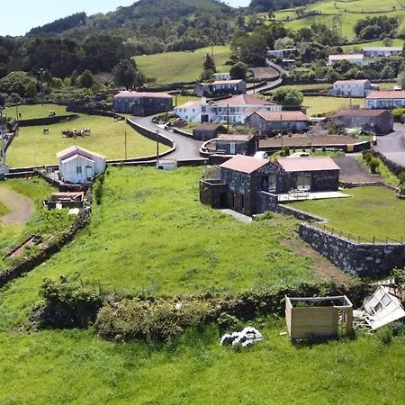 Quinta Da Atafona Ribeirinha (Pico Island)